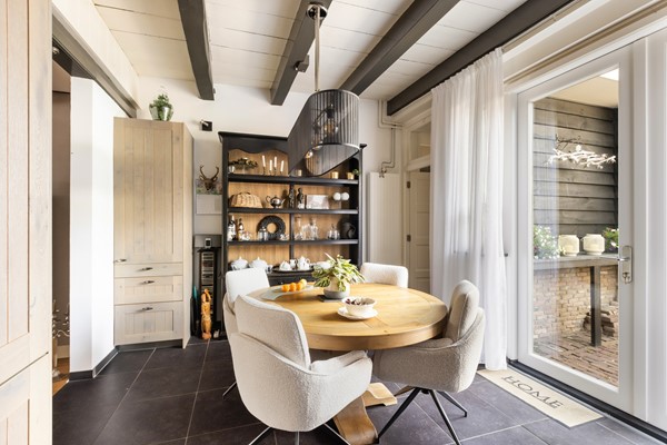Foto - Te koop: Charmante woning in het centrum van Zevenbergen